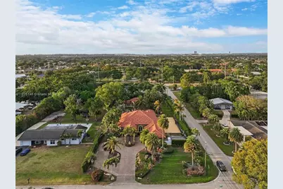 14503 SW 16th Street, Davie, FL 33325 - Photo 41