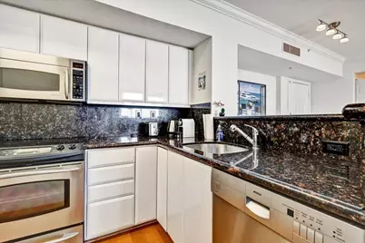 651 Okeechobee Boulevard #801, West Palm Beach, FL 33401 - Photo 7