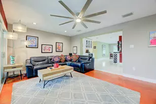 1743 NE 27th St, Wilton Manors, FL 33334 - Photo 17