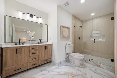 8201 NW 67th Avenue, Tamarac, FL 33321 - Photo 13