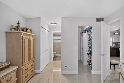 9881 Sunrise Lakes Boulevard #308, Sunrise, FL 33322 - Photo 11