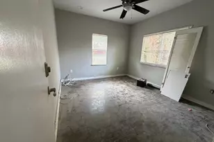 631 37th St, West Palm Beach, FL 33407 - Photo 13
