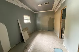 631 37th St, West Palm Beach, FL 33407 - Photo 5