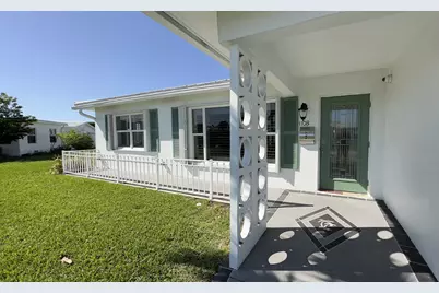 1108 W Ocean Avenue, Boynton Beach, FL 33426 - Photo 5