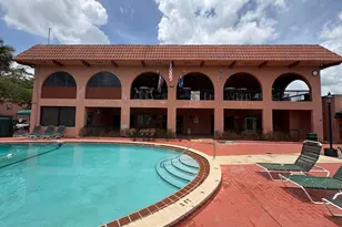 680 Tennis Club Dr, Fort Lauderdale, FL 33311 - Photo 29