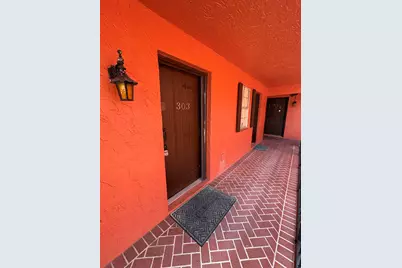 680 Tennis Club Drive #303, Fort Lauderdale, FL 33311 - Photo 9