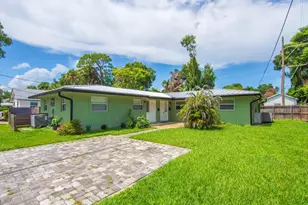 2036 19th St, Vero Beach, FL 32960 - Photo 7