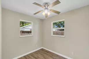 2036 19th St, Vero Beach, FL 32960 - Photo 13