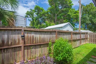 2036 19th St, Vero Beach, FL 32960 - Photo 23