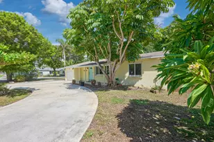 191 SE 27th Ave, Boynton Beach, FL 33435 - Photo 3