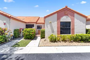 84 Centennial Ct, Deerfield Beach, FL 33442 - Photo 1