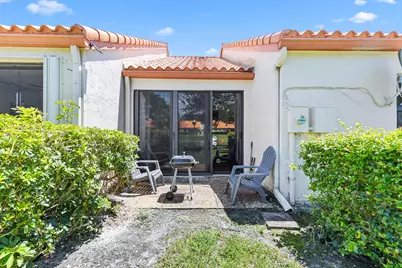 84 Centennial Court, Deerfield Beach, FL 33442 - Photo 23