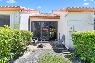 84 Centennial Ct, Deerfield Beach, FL 33442 - Photo 23