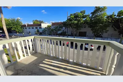 15205 NE 6th Avenue #D206, Miami, FL 33162 - Photo 9