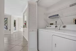 2425 NW 33rd Street NW, Oakland Park, FL 33309 - Photo 23