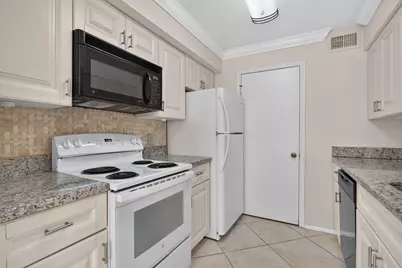 2425 NW 33rd Street NW #1309, Oakland Park, FL 33309 - Photo 13