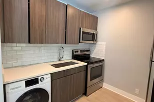 1273 NE 38th St, Oakland Park, FL 33334 - Photo 5