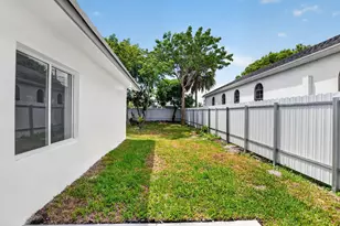 182 SW 6th St, Deerfield Beach, FL 33441 - Photo 31