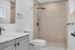 182 SW 6th St, Deerfield Beach, FL 33441 - Photo 29