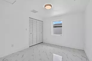 182 SW 6th St, Deerfield Beach, FL 33441 - Photo 15