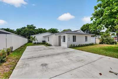 182 SW 6 Street, Deerfield Beach, FL 33441 - Photo 3