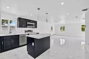 182 SW 6th St, Deerfield Beach, FL 33441 - Photo 11