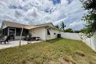 637 SW Granadeer St, Port Saint Lucie, FL 34983 - Photo 13