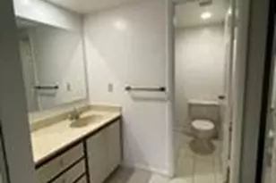 1709 Whitehall Dr, Davie, FL 33324 - Photo 9