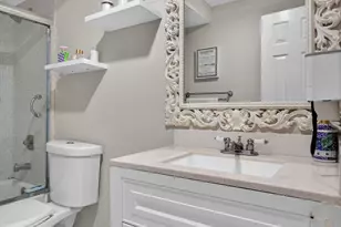 9201 Sunrise Lakes Blvd, Sunrise, FL 33322 - Photo 27