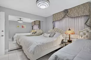 9201 Sunrise Lakes Blvd, Sunrise, FL 33322 - Photo 25