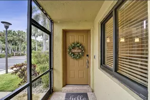 303 Lakeview Dr, Weston, FL 33326 - Photo 11