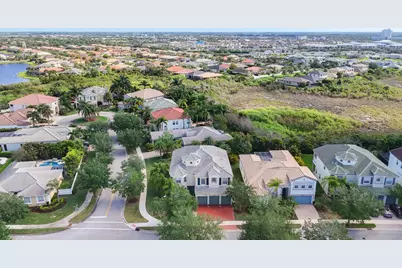 11454 SW Fieldstone Way, Port Saint Lucie, FL 34987 - Photo 3