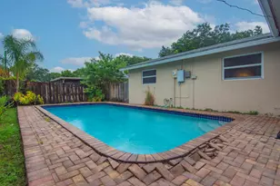 8860 SW 49th St, Cooper City, FL 33328 - Photo 3