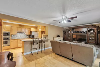 8860 SW 49th Street, Cooper City, FL 33328 - Photo 15