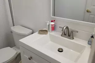7720 NW 50th St, Lauderhill, FL 33351 - Photo 9