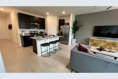 478 Salisbury Circle, Fort Pierce, FL 34982 - Photo 5