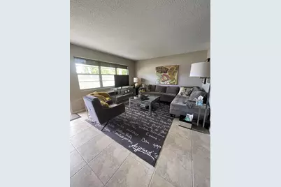 24 Oakridge C #24, Deerfield Beach, FL 33442 - Photo 3
