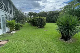 24 Oakridge C, Deerfield Beach, FL 33442 - Photo 19