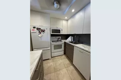 24 Oakridge C #24, Deerfield Beach, FL 33442 - Photo 7