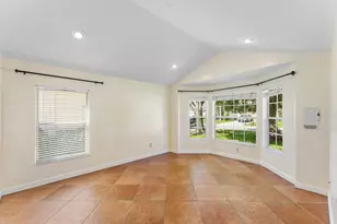 13053 Meadowbreeze Dr, Wellington, FL 33414 - Photo 9