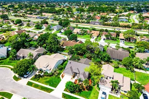 13053 Meadowbreeze Dr, Wellington, FL 33414 - Photo 53