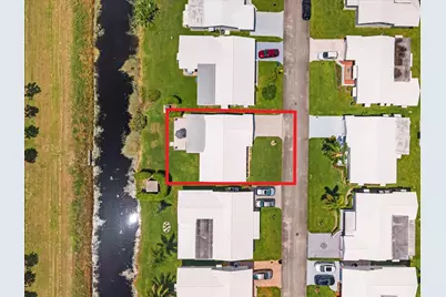 2390 SW 14th Avenue, Boynton Beach, FL 33426 - Photo 5
