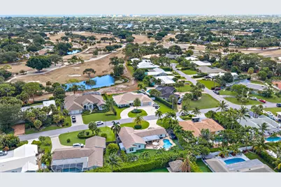 215 Golfview Drive, Tequesta, FL 33469 - Photo 23