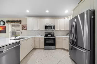 7078 Francisco Bend Drive, Delray Beach, FL 33446 - Photo 13