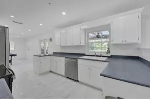 2109 NW 87th Terrace, Coral Springs, FL 33071 - Photo 3