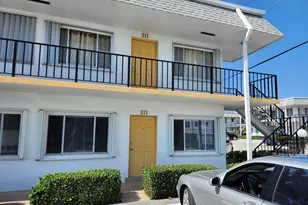 3000 Lake Osborne Dr, Lake Worth, FL 33461 - Photo 23