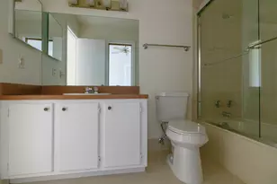8197 Royal Palm Ct, Tamarac, FL 33321 - Photo 21