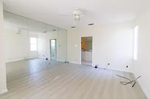 8197 Royal Palm Ct, Tamarac, FL 33321 - Photo 11