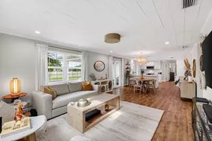 998 SW 7th St, Boca Raton, FL 33486 - Photo 23