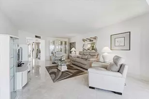 615 N Riverside Dr, Pompano Beach, FL 33062 - Photo 11